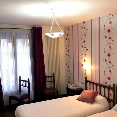 Le Clos D'alesia Hotel